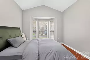 10631 Jardin Way, Charlotte, NC 28215 - Photo 30