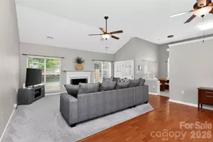 10631 Jardin Way, Charlotte, NC 28215 - Photo 4