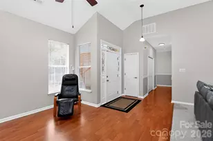 10631 Jardin Way, Charlotte, NC 28215 - Photo 12