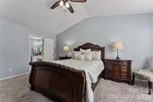 2723 Old Ironside Dr, Charlotte, NC 28213 - Photo 20