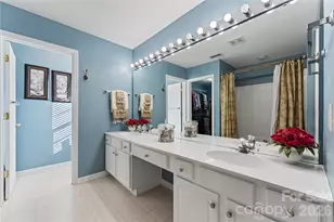 2723 Old Ironside Dr, Charlotte, NC 28213 - Photo 22