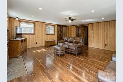 91 Rice Branch Road, Asheville, NC 28804 - Photo 8