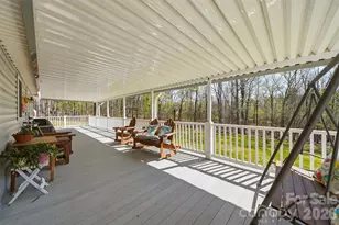 2981 Community Rd, Claremont, NC 28610 - Photo 12