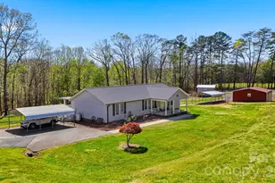 2981 Community Rd, Claremont, NC 28610 - Photo 1