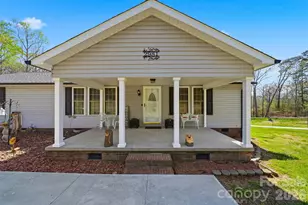 2981 Community Rd, Claremont, NC 28610 - Photo 2