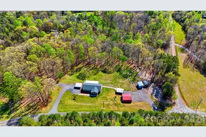 2981 Community Road, Claremont, NC 28610 - Photo 6