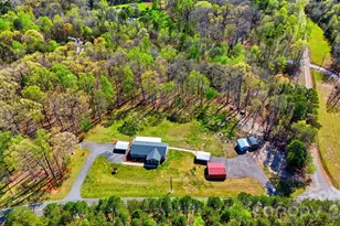 2981 Community Rd, Claremont, NC 28610 - Photo 6