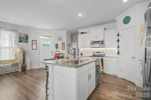 33 Cedar Hl Rd, Hendersonville, NC 28792 - Photo 14