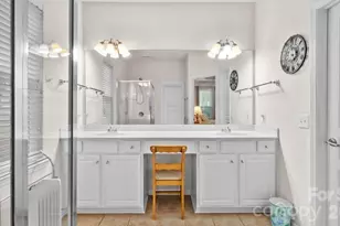 6913 Saranac Ln, Matthews, NC 28105 - Photo 24