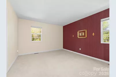 21 Old Applewood Lane, Hendersonville, NC 28739 - Photo 14