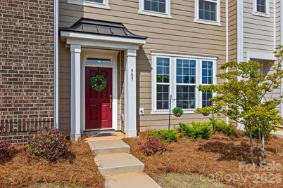 909 Cobbled Way, Fort Mill, SC 29715 - Photo 2