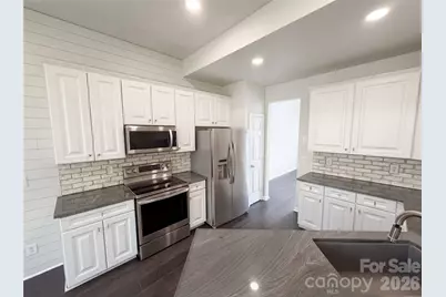 12014 Cheviott Hill Lane, Charlotte, NC 28213 - Photo 2