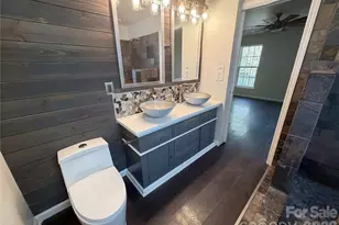 12014 Cheviott Hill Ln, Charlotte, NC 28213 - Photo 22