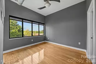 514 W 10th St, Charlotte, NC 28202 - Photo 14