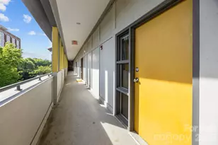 514 W 10th St, Charlotte, NC 28202 - Photo 2