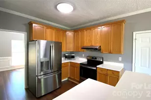 127 Meadow Pond Ln, Mooresville, NC 28117 - Photo 6