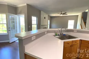 127 Meadow Pond Ln, Mooresville, NC 28117 - Photo 4