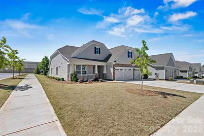 4448 Moxie Way, Charlotte, NC 28215 - Photo 2