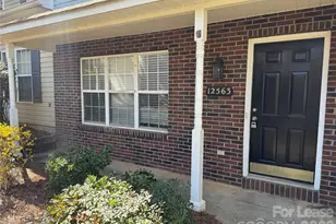 12563 Bluestem Ln, Charlotte, NC 28277 - Photo 2