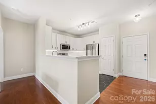 1000 E Woodlawn Rd, Charlotte, NC 28209 - Photo 8