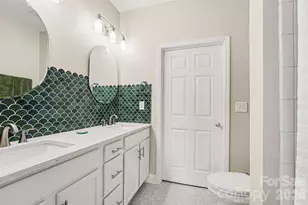 1000 E Woodlawn Rd, Charlotte, NC 28209 - Photo 18