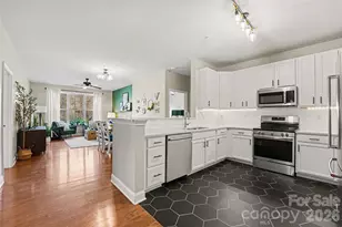 1000 E Woodlawn Rd, Charlotte, NC 28209 - Photo 8