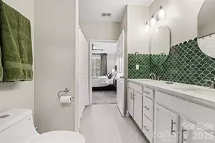 1000 E Woodlawn Rd, Charlotte, NC 28209 - Photo 20