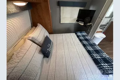 109 Pine Street, New London, NC 28127 - Photo 12