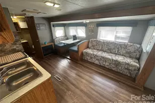 109 Pine St, New London, NC 28127 - Photo 4