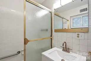 3010 Crosby Rd, Charlotte, NC 28211 - Photo 18
