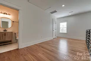 1516 Princess Pl, Charlotte, NC 28208 - Photo 8