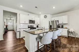 115 Old Home Rd, Statesville, NC 28677 - Photo 2