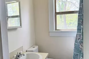 2025 28th St NE, Hickory, NC 28601 - Photo 12