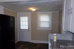 729 Spruce St, Mooresville, NC 28115 - Photo 6