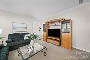 6010 Colonial Garden Dr, Huntersville, NC 28078 - Photo 4