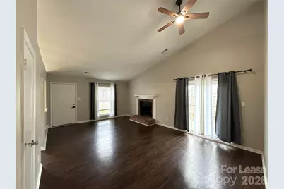 5919 Hunters Crossing Lane, Charlotte, NC 28215 - Photo 2