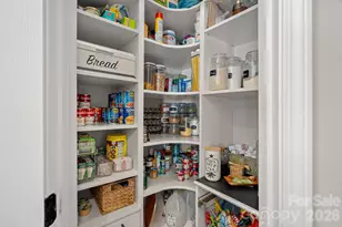 2207 Whitford Ln, Charlotte, NC 28210 - Photo 8