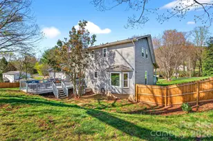 102 Charles Ridge Rd, Asheville, NC 28805 - Photo 4