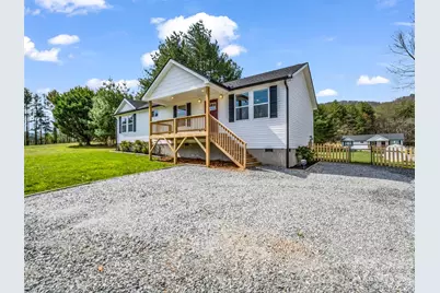 29 Kanes Drive, Hendersonville, NC 28739 - Photo 2