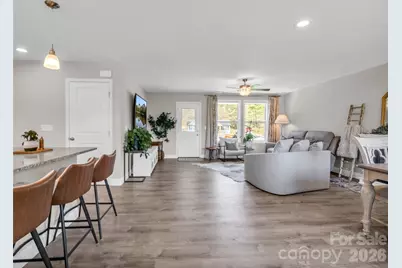 29 Kanes Drive, Hendersonville, NC 28739 - Photo 6