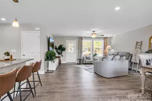 29 Kanes Drive, Hendersonville, NC 28739 - Photo 6