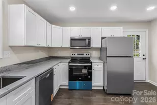 161 Lukin St, Marion, NC 28752 - Photo 12