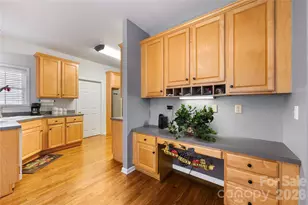 10944 Hellebore Rd, Charlotte, NC 28213 - Photo 18