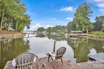 470 Lakeview Shores Loop, Mooresville, NC 28117 - Photo 2