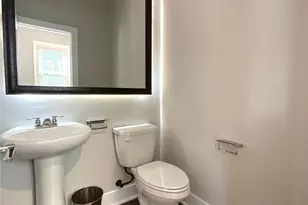 17023 Soho Dr, Charlotte, NC 28204 - Photo 16