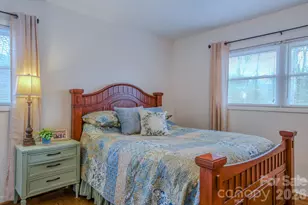 1 Mayfair Dr, Candler, NC 28715 - Photo 24