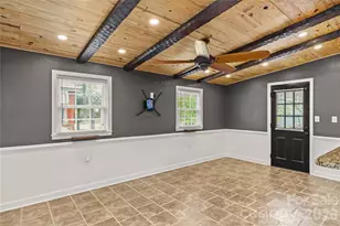 931 Wood St, Statesville, NC 28677 - Photo 14