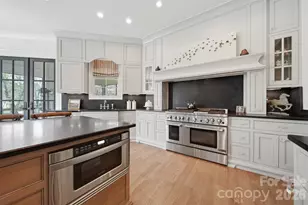 834 9th Ave NW, Hickory, NC 28601 - Photo 14