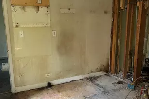 609 W Harvie Ave, Gastonia, NC 28052 - Photo 6