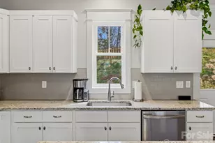 205 Weybridge Dr, Arden, NC 28704 - Photo 4